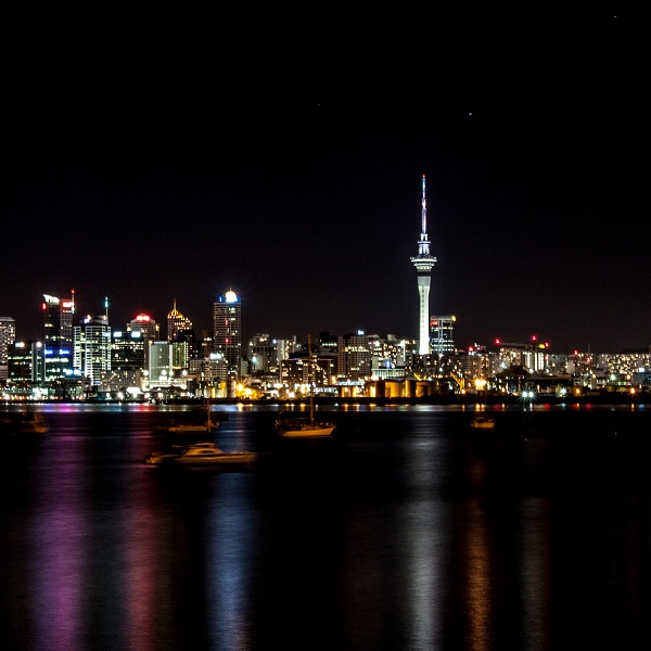auckland-at-night